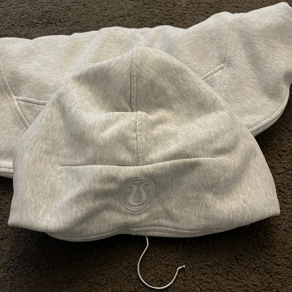 Lululemon Athletica Light Gray Women's Hoodie - Picture 3 of 3